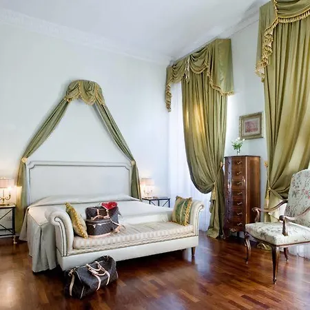 Alojamento de Acomodação e Pequeno-almoço Relais Antea 5*